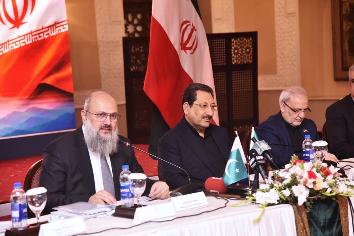 Karachi & Gwadar to drive Pak-Iran $10bn trade push