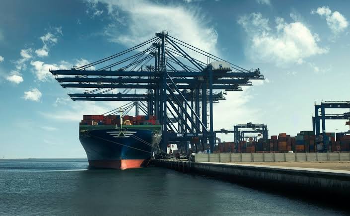 Karachi Port handles over 229K tonnes of cargo in 24 hours